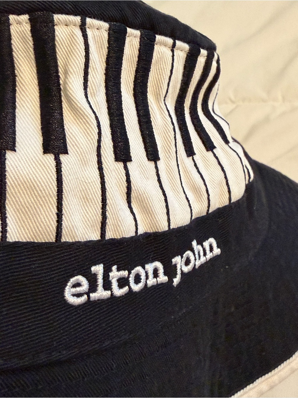NWOT Vintage 90’s Elton John Official Concert Merch Piano Embroidered Bucket Hat